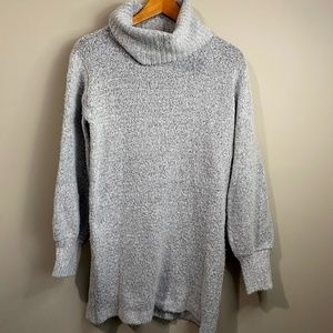 Guess Light Gray Turtleneck Sweater